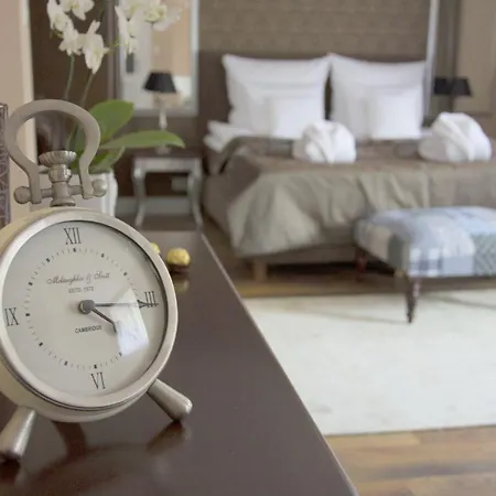 Sepia Ośrodek wypoczynkowy 4*