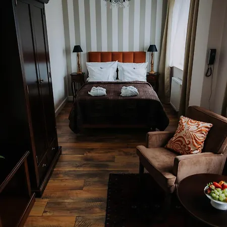 Sepia Station touristique 4*