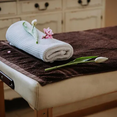 Sepia Ośrodek wypoczynkowy 4*